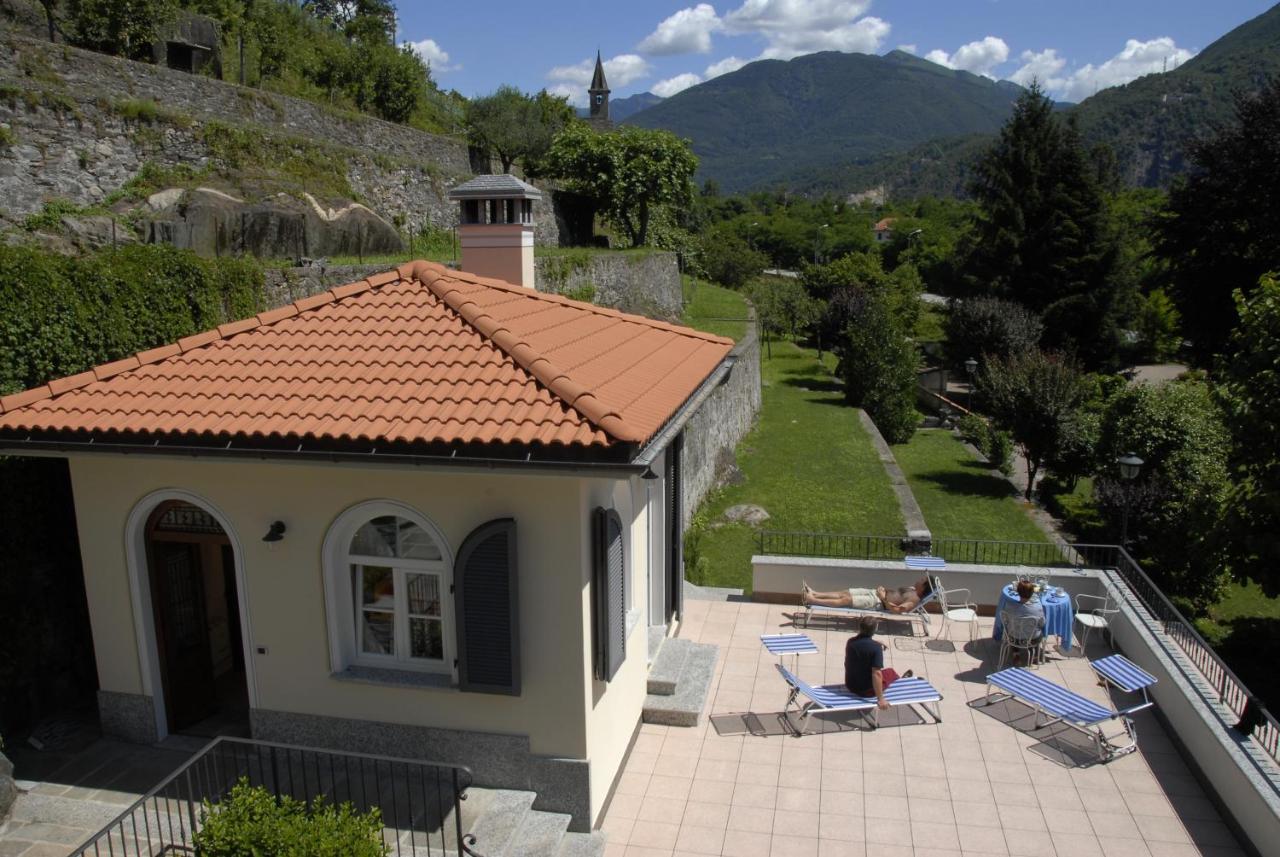 B&B Le Camelie Domodossola Exterior foto